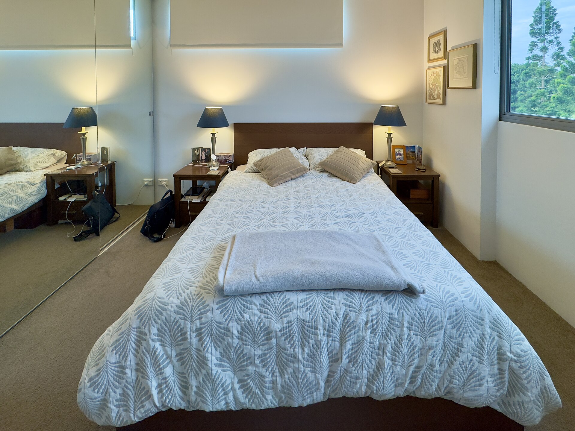 Real photograph of a furnished room. Not this exact flat.